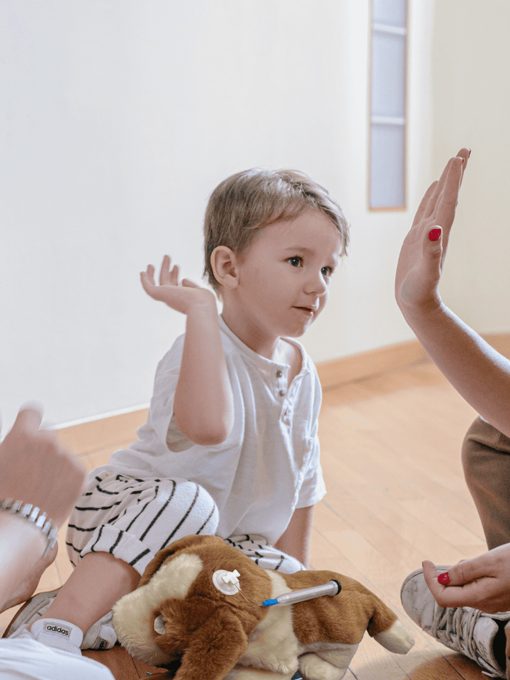 A Guide to Play Therapy: Using Toy Medical Devices to Support Your Child&#8217;s Emotional Well-being